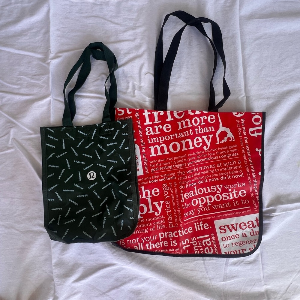 Free w/ $10 Purchase 💰Lululemon Reusable Tote Bag Set